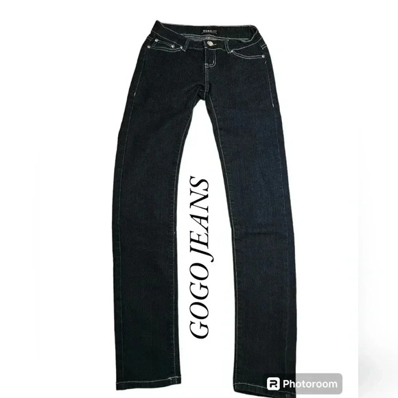 GOGO Jeans 5 NWOT - Picture 1 of 4